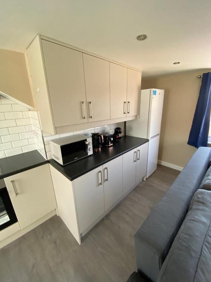 Stunning 1 Bedroom Flat In Wood Green Londra Exterior foto